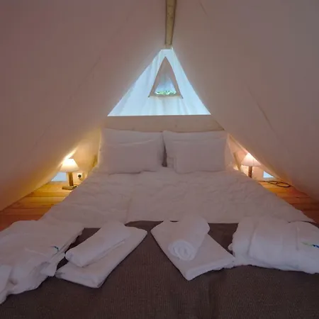 Vakantiepark Glamping Sun Valley Bioterme *