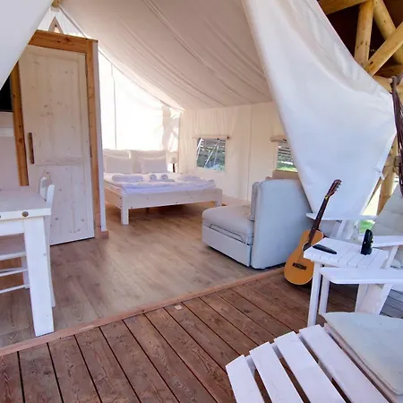Vakantiepark Glamping Sun Valley Bioterme *